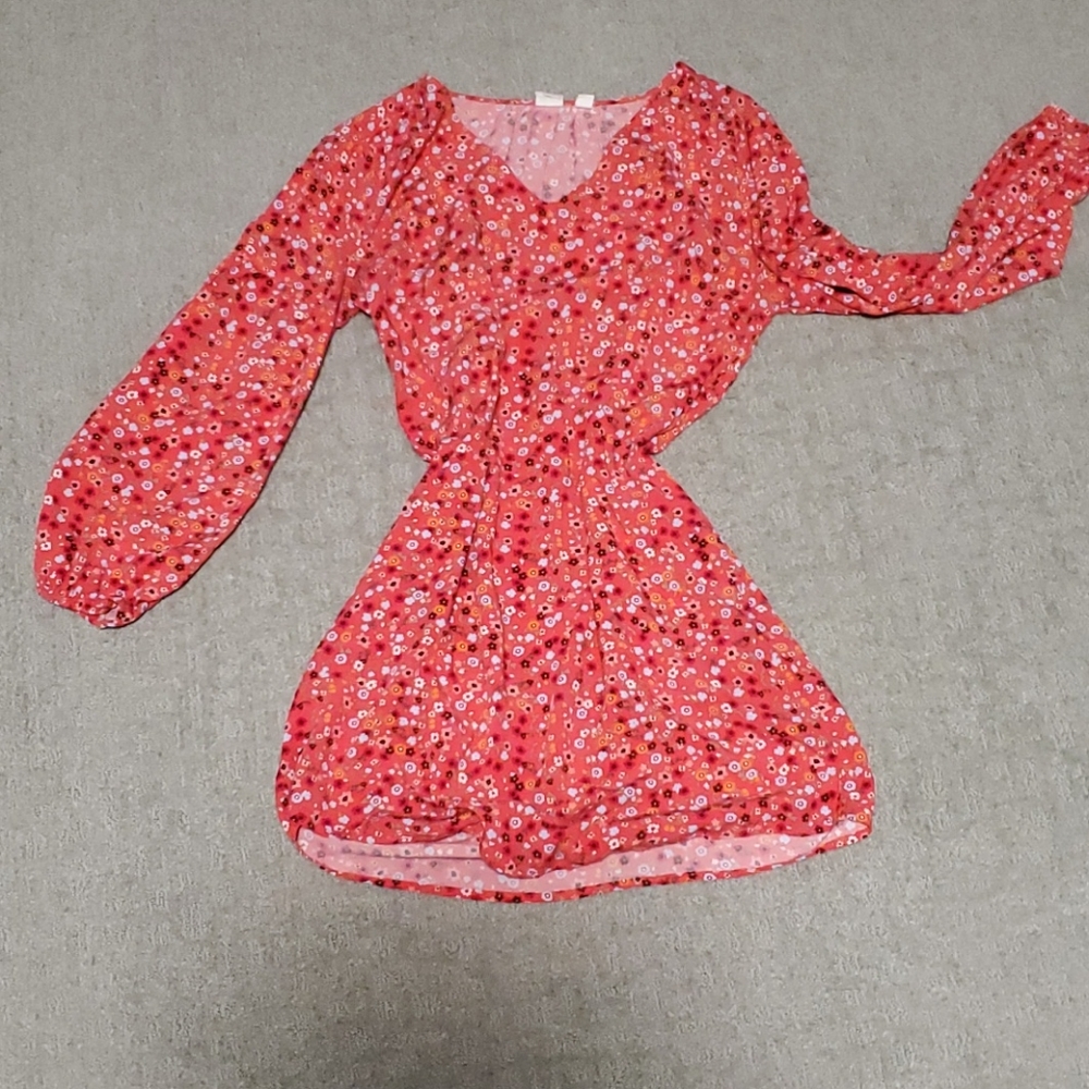 Loose mid length coral dress